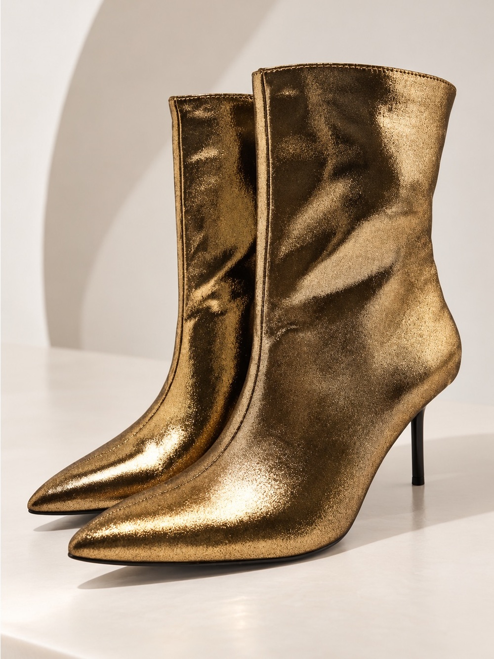 ✨ ZARA Metallic Gold Stiletto Ankle Boots – Excellent Condition! ✨
